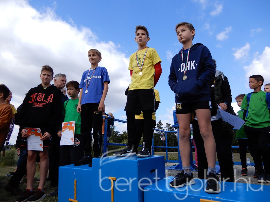 Mezei futóbajnokság Berettyóújfaluban 120